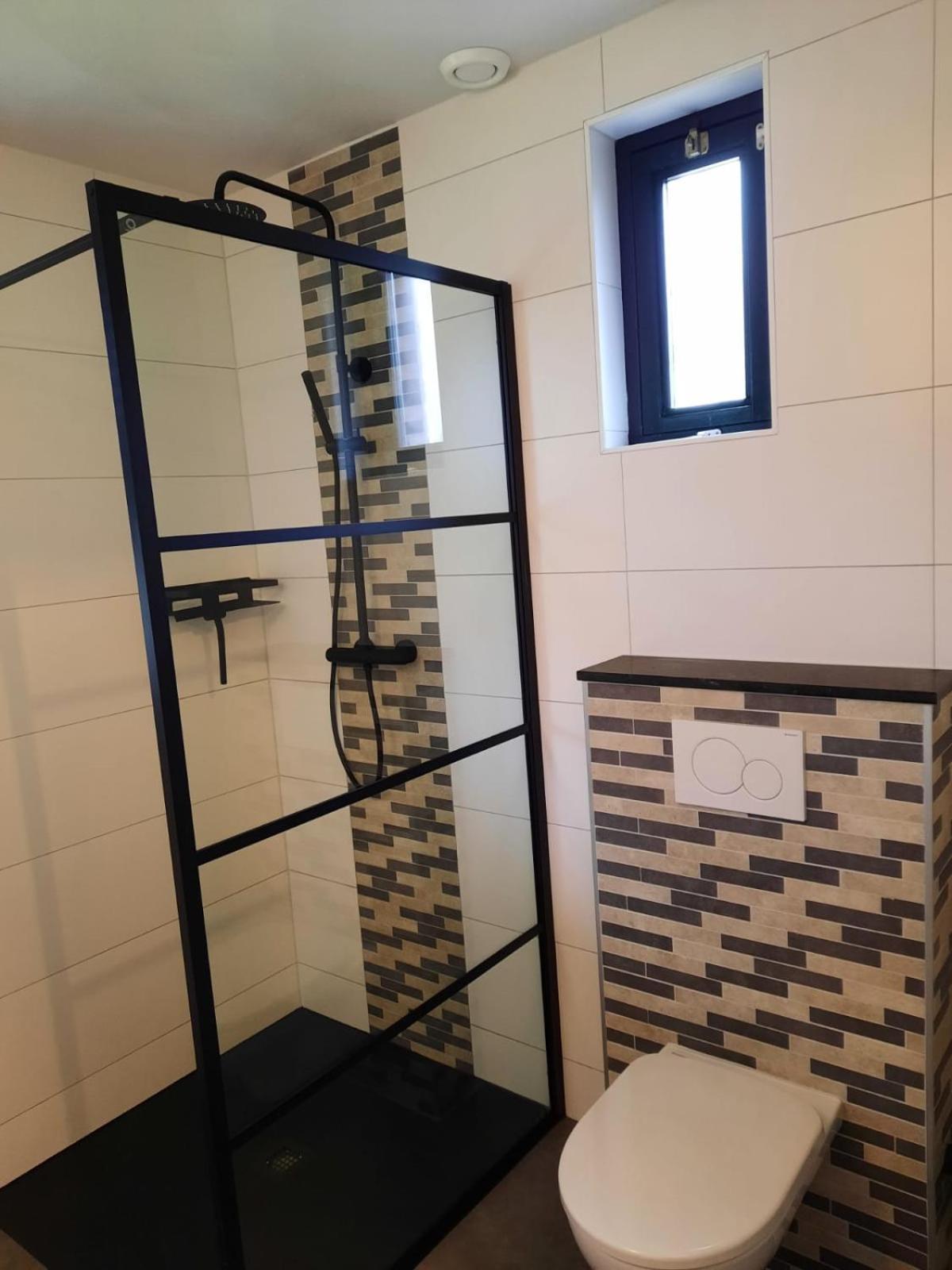 Heerlijke Vakantiewoning Ewijkヴィラ エクステリア 写真